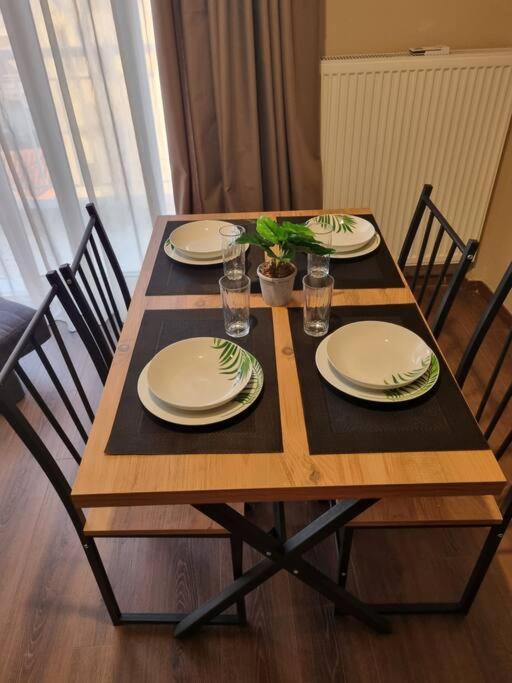 Apartment όμορφο στο κέντρο της πόλης *